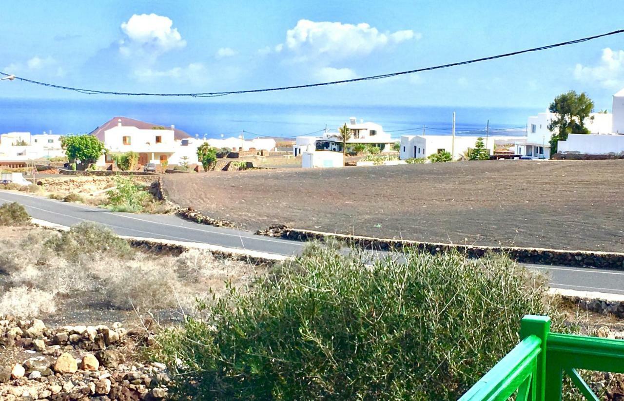 Finca La Costa Tinajo Exterior photo